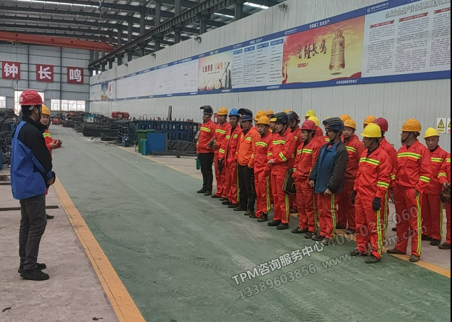 工程部丁部長部署鋼筋班工作 工程部丁部長部署鋼筋班工作