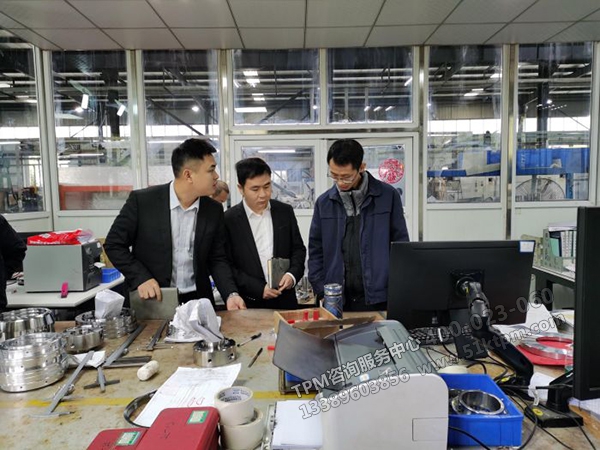 顧問老師現場安排任務 顧問老師現場安排任務